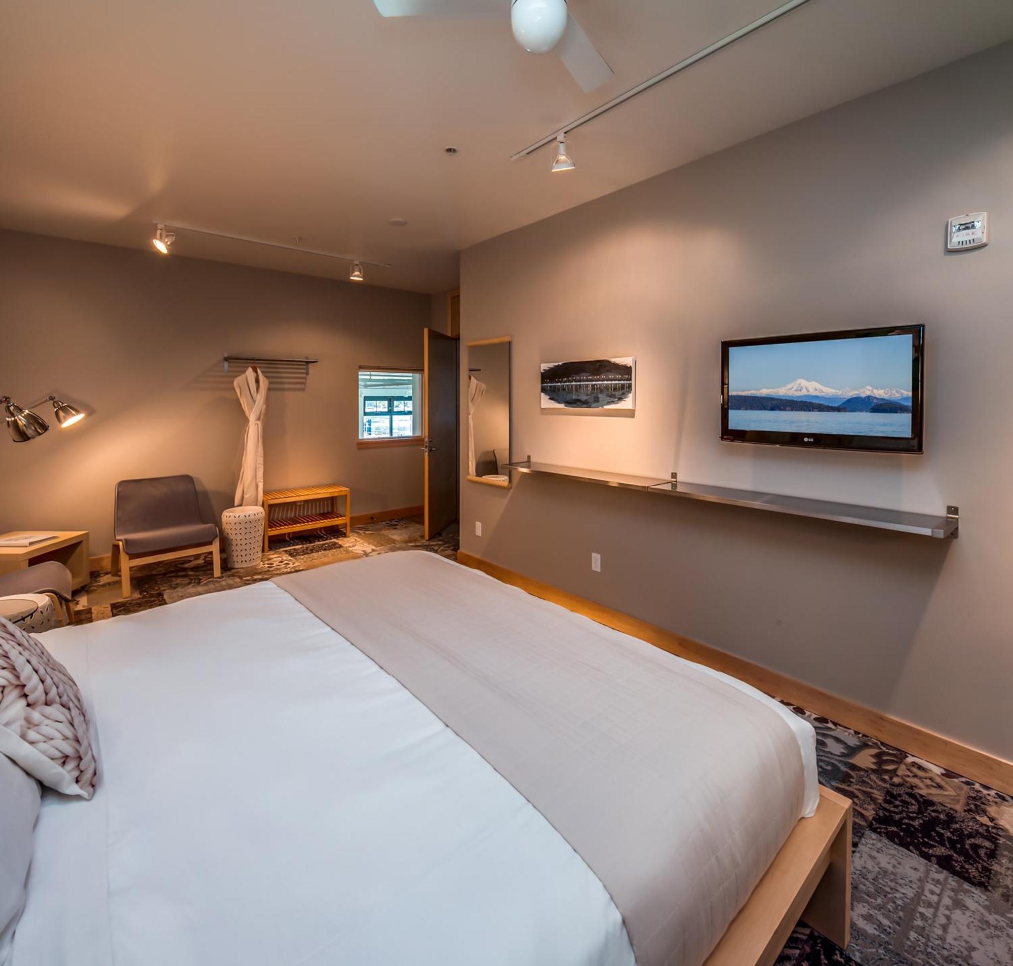 Island At 123 West 3* Friday Harbor