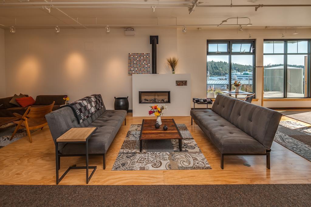 Hotel Island At 123 West