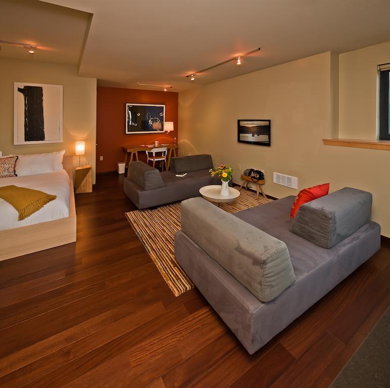 Hotel Island At 123 West