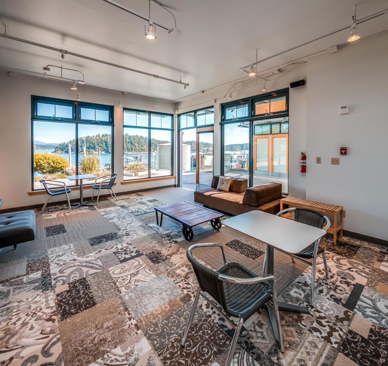 Island At 123 West Friday Harbor